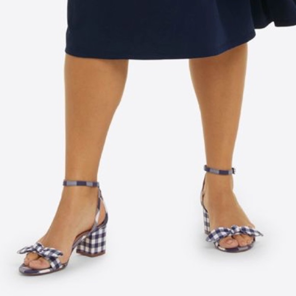 🆕Draper James Preston Block Heel Ankle Strap Sandals Nassau Navy White Gingham - Picture 2 of 9